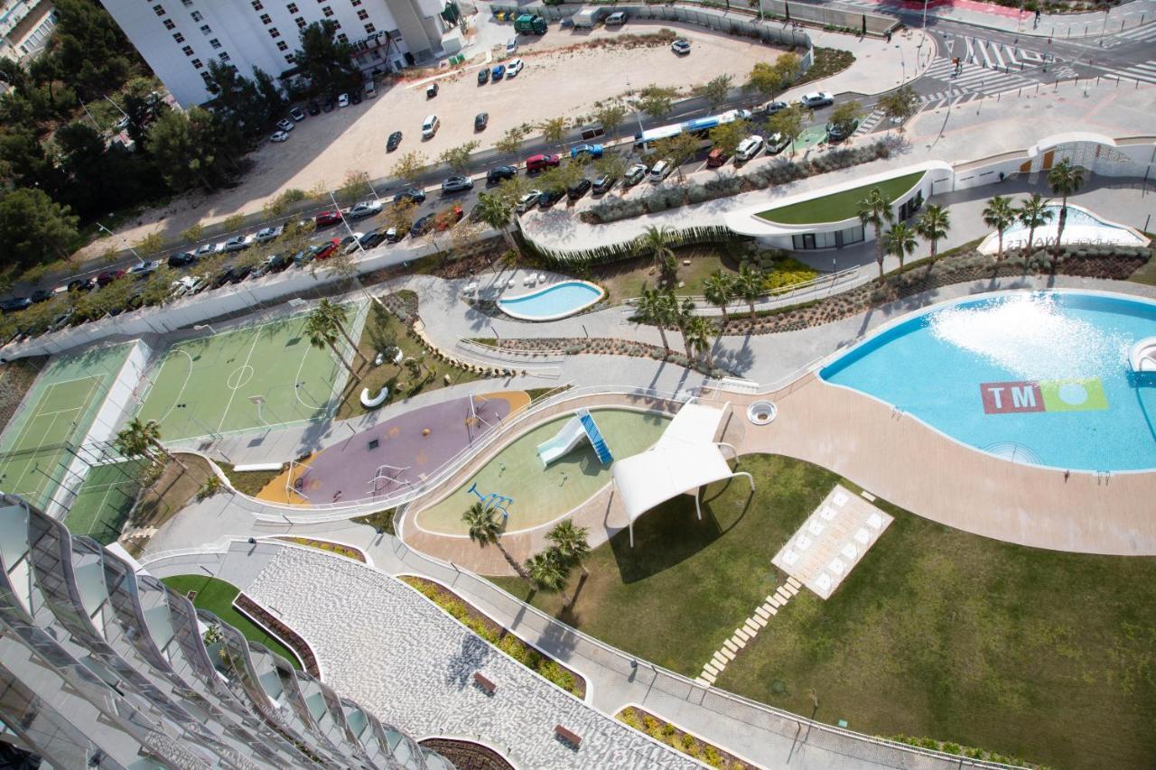 Appartamento Sunset Waves Benidorm Julieta Vistas Al Mar Premium 200 Mt2 Con Jacuzzi En Terraza Esterno foto